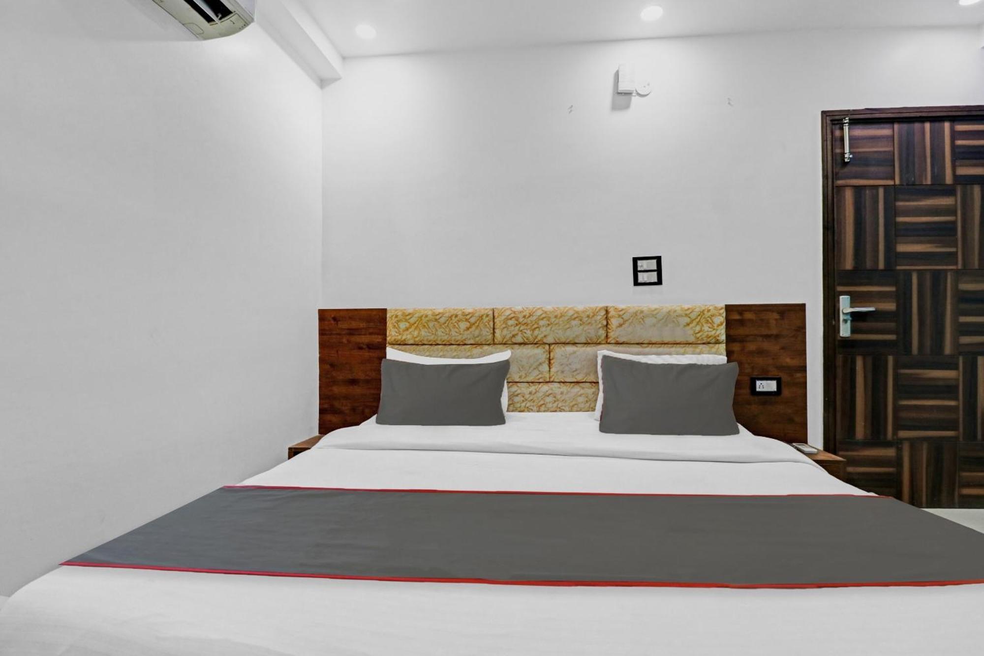 Hotel O Bharat Stay Near Indira Gandhi International Airport Нью-Дели Экстерьер фото
