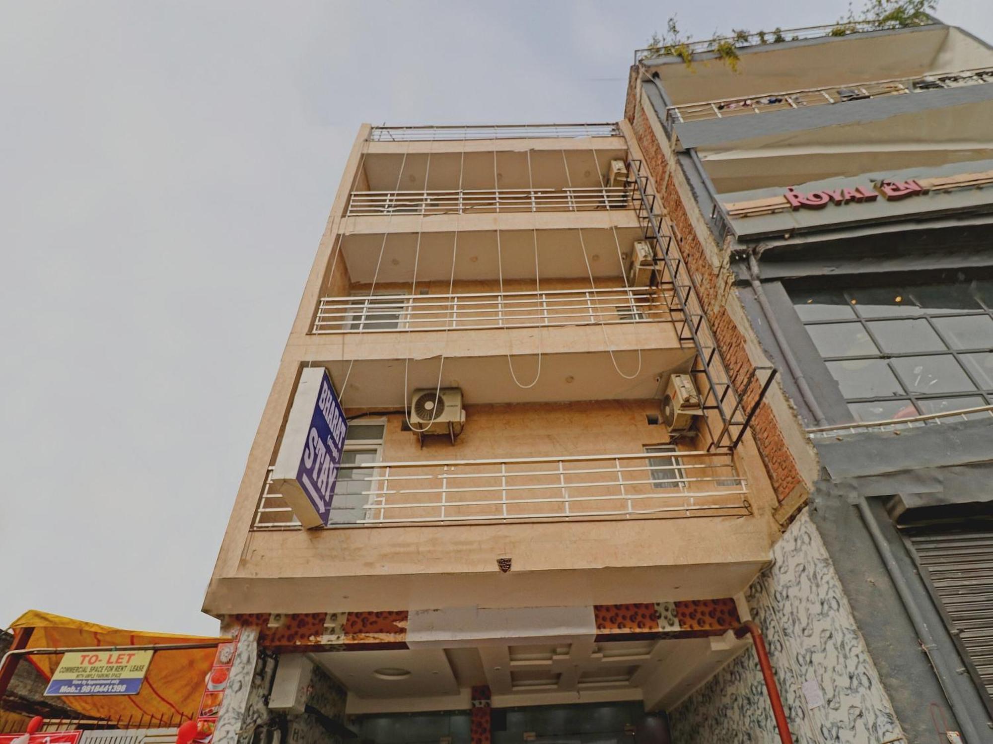 Hotel O Bharat Stay Near Indira Gandhi International Airport Нью-Дели Экстерьер фото